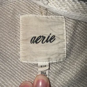 Aerie Beach Party Earthy Neutral Crop Raw Seam French Terry Crewneck size small thumbnail 6