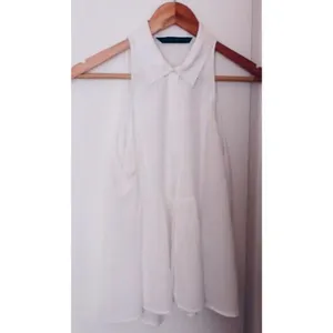 ✨HP 6-3-17✨Zara Racer Back Collar Top✨ thumbnail 2