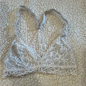 Bralette thumbnail 1
