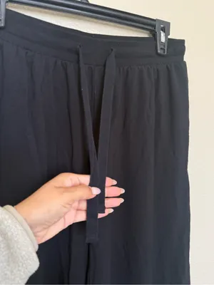 Black Wide Leg Pull-On Pants Drawstring Soft Knit Lounge Travel Minimalist Comfy thumbnail 4