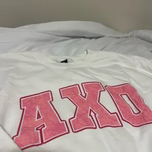 Gildan Alpha Chi Omega Crewneck thumbnail 2