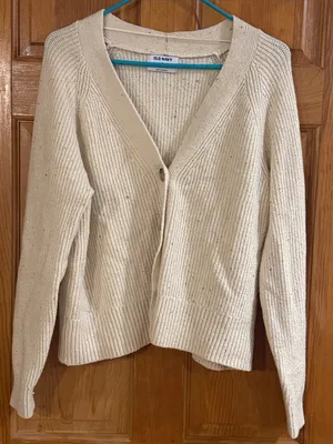Old Navy women’s button down cardigan sweater size medium. thumbnail 1
