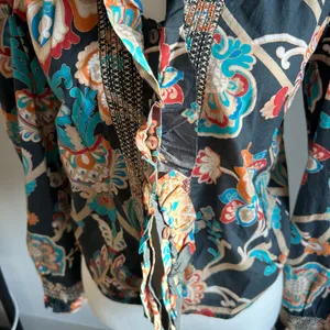 Love the Label Anthropologie Navy Gathered Ruffle Blouse Longsleeve Size XS thumbnail 2