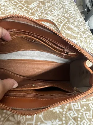 Dooney & Bourke 80s Taupe Pebbled Leather Crossbody with Tan Trim thumbnail 12
