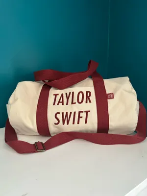 Taylor Swift duffel thumbnail 2