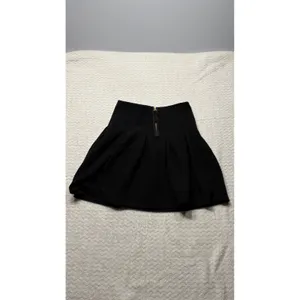 Maeve Black Textured Diamond Matelasse Pleated Mini Skirt Size 2 High Waist thumbnail 3