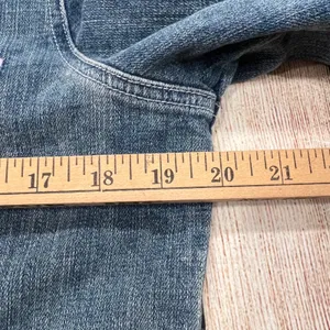 Sundance Women‎ Blue Denim Chore Jacket Mismatched Buttons Distressed Medium M thumbnail 6