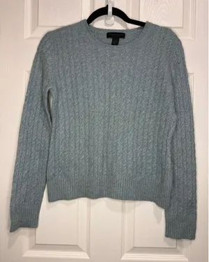 Express cashmere blend sweater size Medium thumbnail 1
