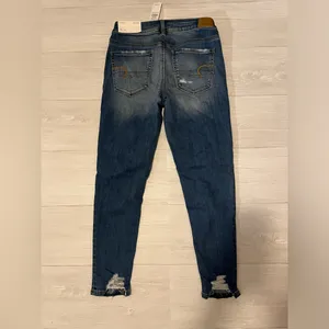 American Eagle Outfitters Women's Dark Blue Distressed Jeans thumbnail 6