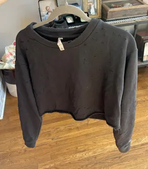 Alo Yoga womens Fierce Pullover‎ Yoga sweatshirt size XS distressed thumbnail 1