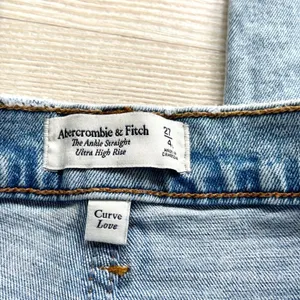 Abercrombie Curve Love Ultra High Rise Ankle Straight Jeans | 4 Long thumbnail 3