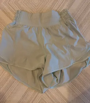 Lululemon Hotty Hot Shorts Low Rise 2.5” Mint Green Size 0 thumbnail 1