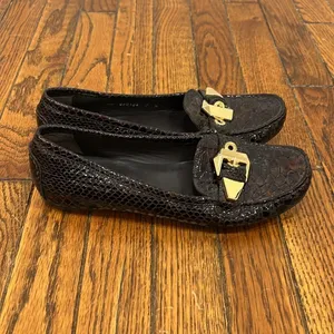 STUART WEITZMAN Crocodile Patent Leather Gold‎ Mary Jane Buckle Loafers Size 7M thumbnail 3