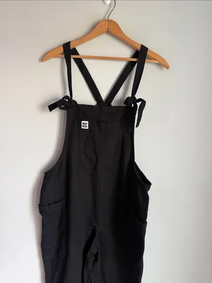 Lucy & Yak Original dungarees in black organic cotton canvas Overalls 8L thumbnail 5