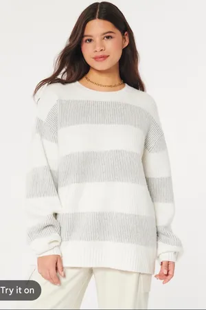Hollister Oversized Sweater thumbnail 5