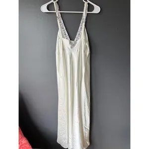 Jones New York Ivory Satin Nightgown with Lace Trim thumbnail 2