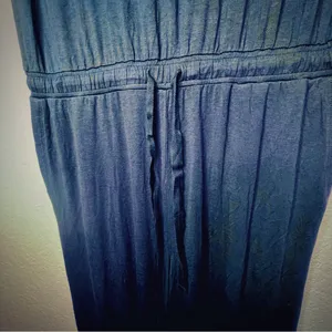 Amazon Essentials Sleeveless Scoop Neck Wide Leg Navy Jumpsuit Size Large. New! thumbnail 4