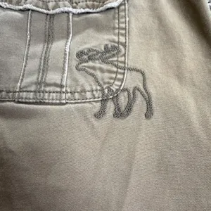 Abercrombie & Fitch Y2K women's green cargo utility cropped embroidered Size‎ 4 thumbnail 11