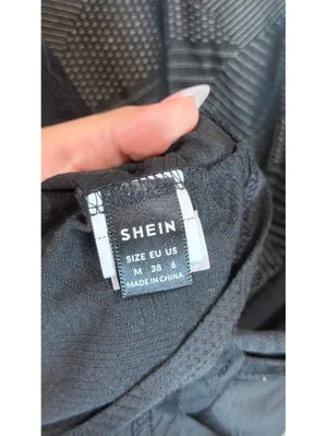 Size M Black Open Back Performance Tank Lightweight Size M thumbnail 4