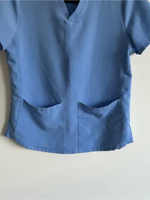 Fabletics Method 2-Pocket Scrub Top thumbnail 4