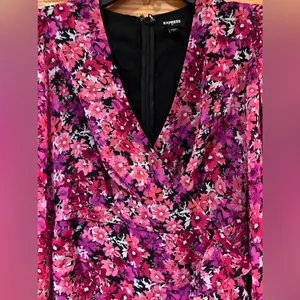 Express Pink Floral Print Long Sleeve Faux Wrap Ruffle Mini Dress‎ Size XXS thumbnail 2