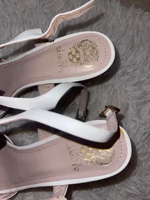 Vince Camuto Heels thumbnail 2