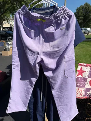 FIGS Scrub Pants High-Waisted Dowa thumbnail 3