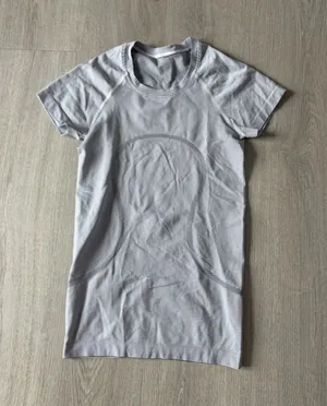 Lululemon Swiftly Short Sleeve thumbnail 1