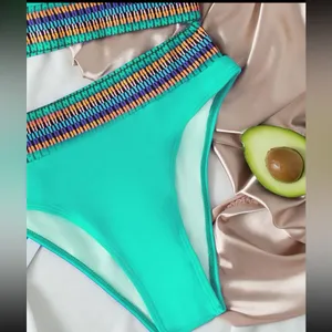 Cute High waist Trim Triangle
Bikini Swimsuit medium Green thumbnail 3