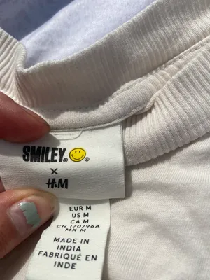 H&M smiley and  oversized Tshirt thumbnail 6
