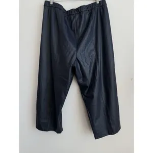 Susan Graver Women's Faux Leather Wide-Leg Crop Pants Dark Navy Size 1X Stretch‎ thumbnail 6