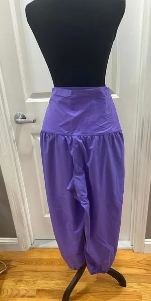 Lululemon Purple High-Waisted Balloon Pants Size 10 thumbnail 1