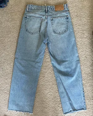 ZARA High Rise Straight Leg Jeans - Size 28 (6) thumbnail 2