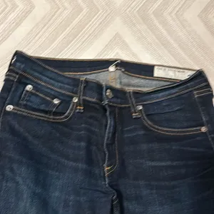 Rag & Bone Women’s Dark Blue Skinny Jeans thumbnail 3