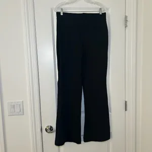 Quince Ultra-Stretch Ponte Flare Leg Pants black women's large office comfy thumbnail 5