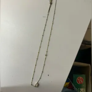 mini kendra Scott gold necklace thumbnail 2