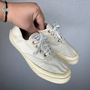Maison Kitsune Womens Canvas Low Top Sneakers Cream Off White Size 37 EU 6 US thumbnail 1