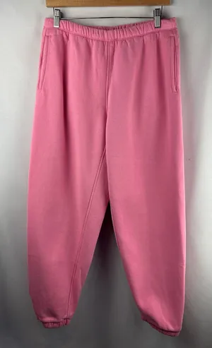 Women’s LuluLemon Medium Pink Sweatpants thumbnail 1