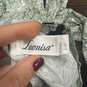 Leonisa Lightweight Windbreaker Jacket Raincoat Green‎ white Print Unisex l/xl thumbnail 6