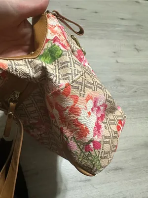 Women's Floral Tote Bag with Tan Trim thumbnail 7