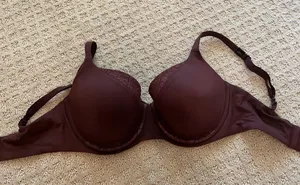 Victoria's Secret Bra (NWT) thumbnail 2