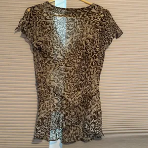 Women’s Blouse Brown Size M thumbnail 2