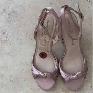 Chinese laundry satin heels size 8 1/2 thumbnail 2