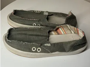 Sanuk Women's Donna Hemp loafers Smokey Olive frayed edge detailing 8‎ thumbnail 1
