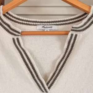 Madewell Cream V Neck Sweater XS Long Sleeve Striped Trim Relaxed Fit XS thumbnail 4