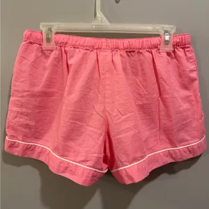 Victoria’s Secret Button-Down Collared Long Sleeve PJ Top and Shorts Set thumbnail 8