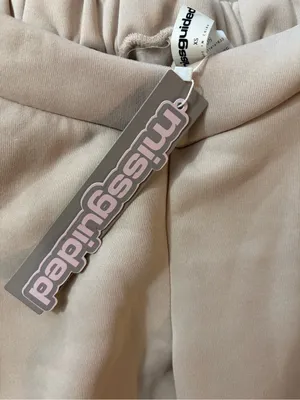 Missguided + Cream Wide Leg Sweatpants thumbnail 2