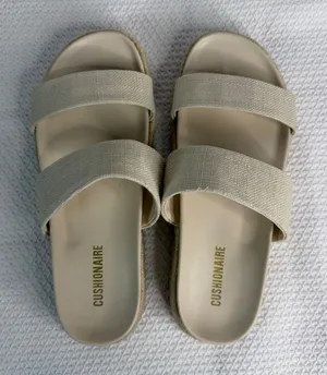 Cushionaire Niles Cream Espadrille Platform Slide Sandals Womens 8.5W Beige thumbnail 1