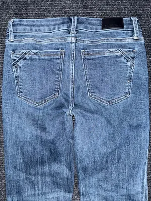 Buckle Black Fit No 53 Bootcut Stretch Jeans Ogden 2 Wash 27x32 Mid Rise BBW6014 thumbnail 4