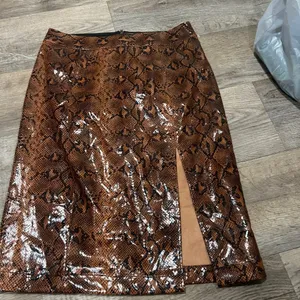 Express x Negin Mirsalehi Snakeskin Leather-like Midi Skirt‎ 10 thumbnail 13